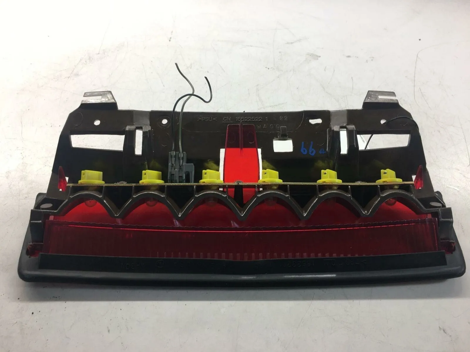 2000 SATURN S SERIES SW2 Wagon Emergency Third Brake Light Avoidance Lamp Q