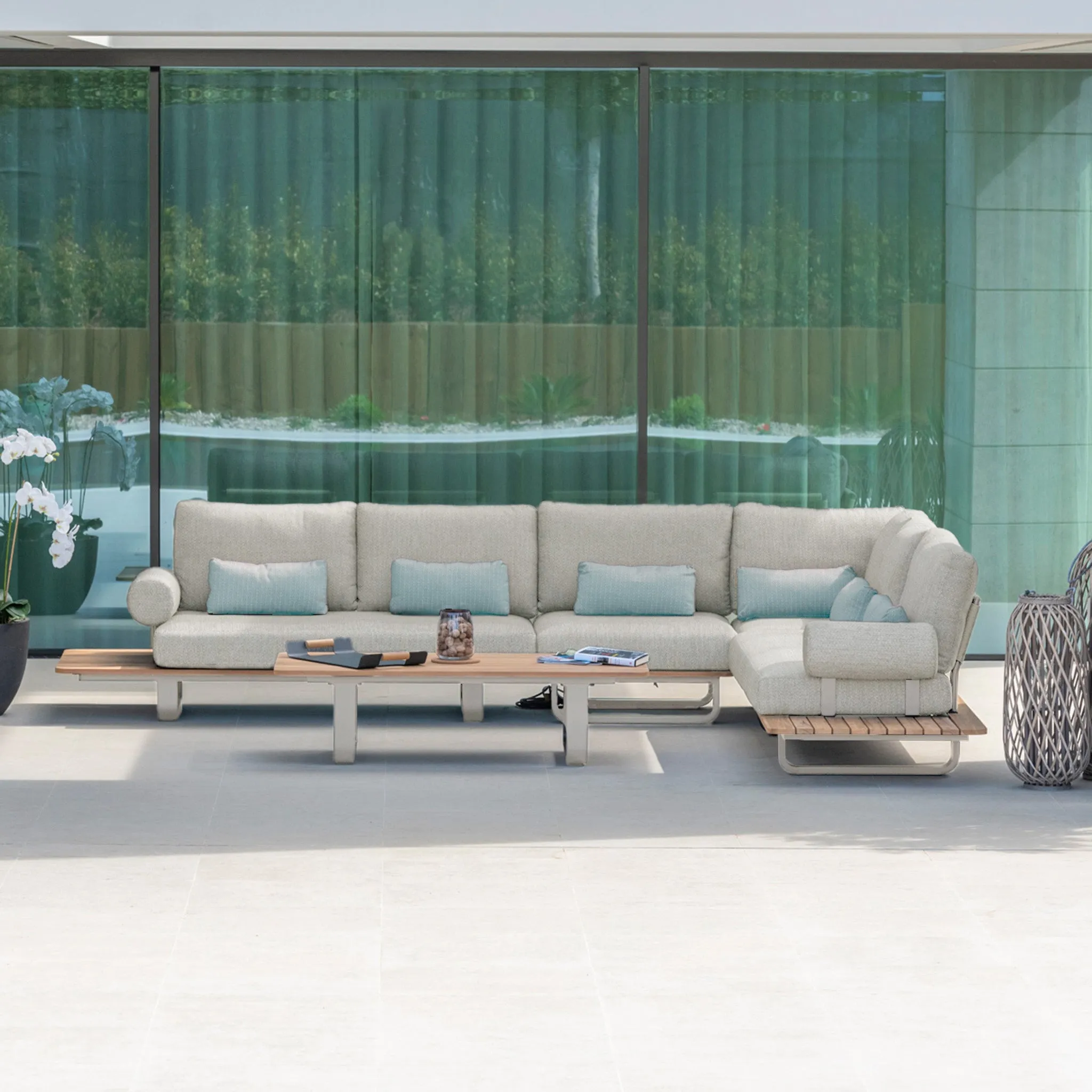 Bay Large Corner Group Set with 4 Waist Pillows and Teak Table in Latte (Ex Display)