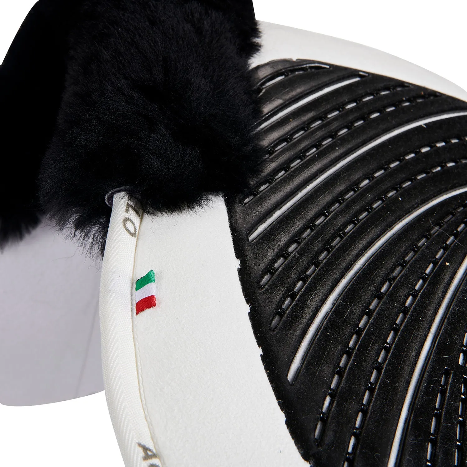 Close Contact Gel & Memory Foam Half Pad with Sheepskin