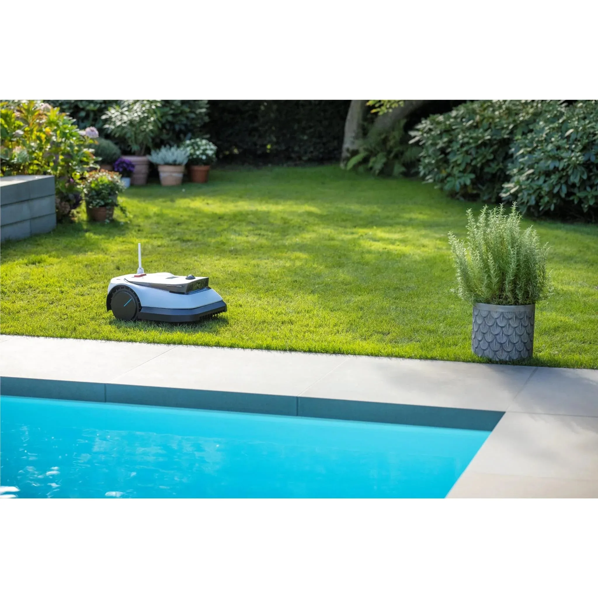 ECOVACS GOAT G1 Robotic Lawn Mower