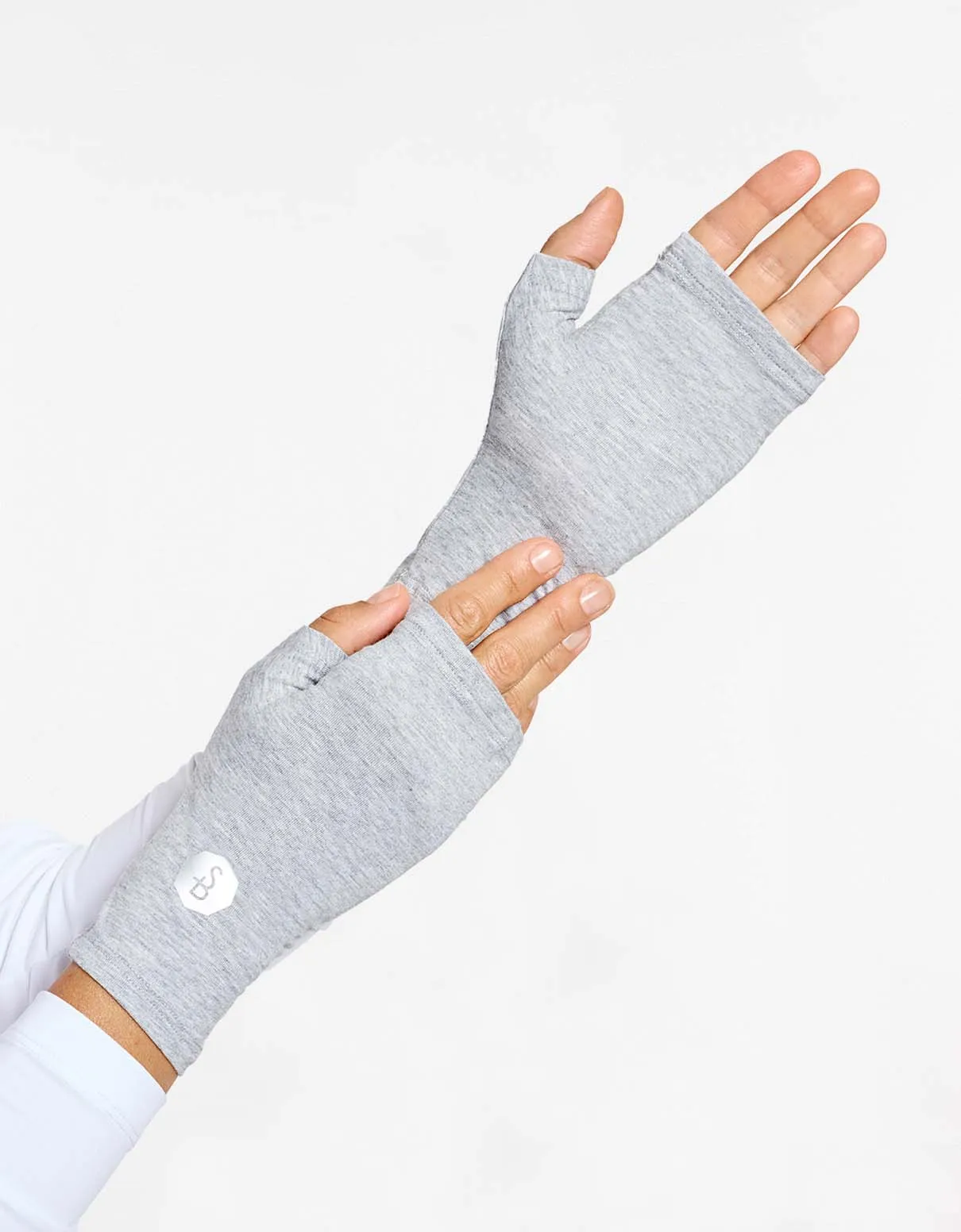 Hand Covers UPF 50  Sensitive Collection