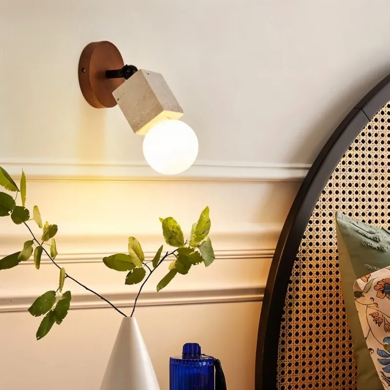 Orina Wall Lamp